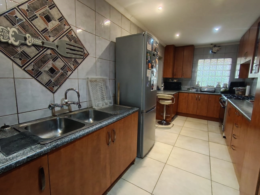 3 Bedroom Property for Sale in Brits North West